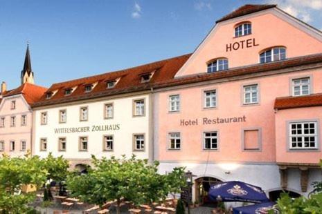 ホテルWittelsbacher Zollhaus フィルスホーフェン・アン・デア・ドナウ エクステリア 写真
